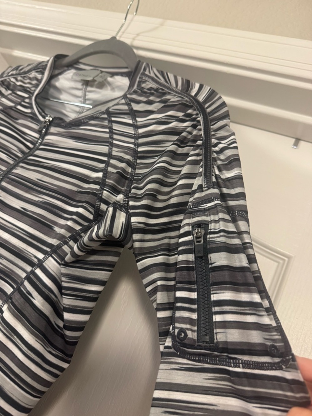 Athleta Black & White Striped Long-Sleeve  Shirt - Picture 13 of 14